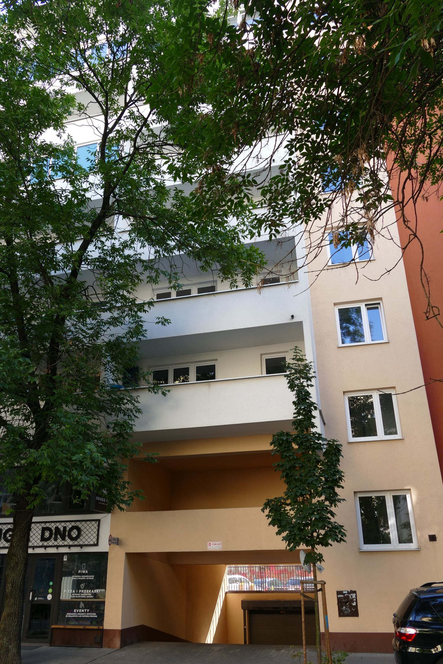 Zdjęcie architektury budynku Budynek mieszkalno-usługowy